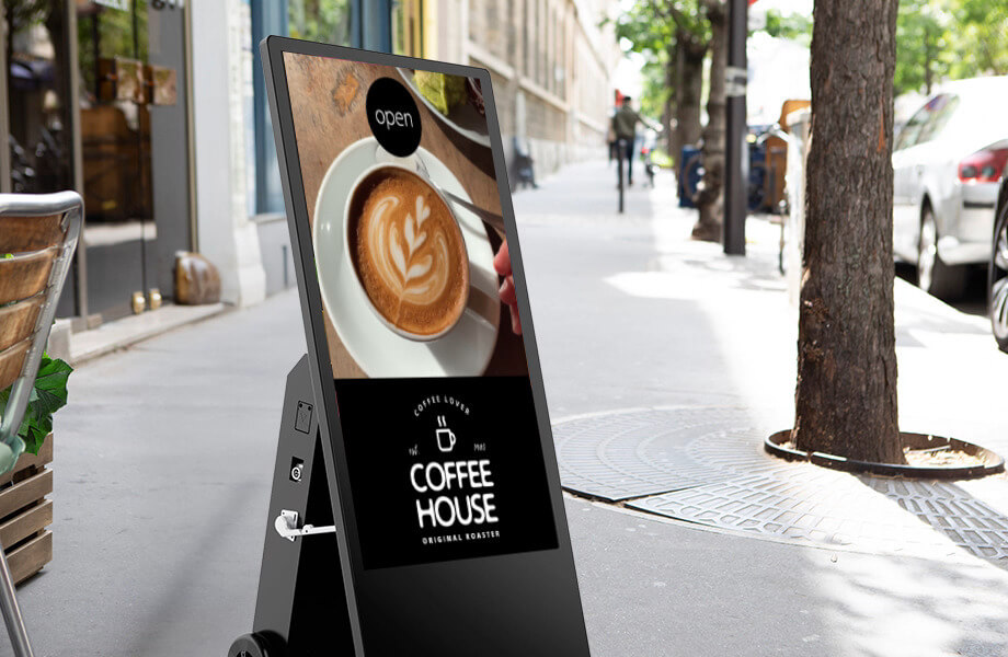 Digital-Signage-Kundenstopper-Outdoor-Vorteile